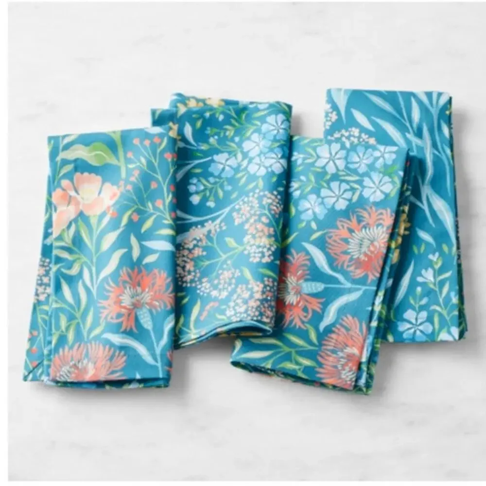 Williams Sonoma Iznik Floral Napkins Set of Four